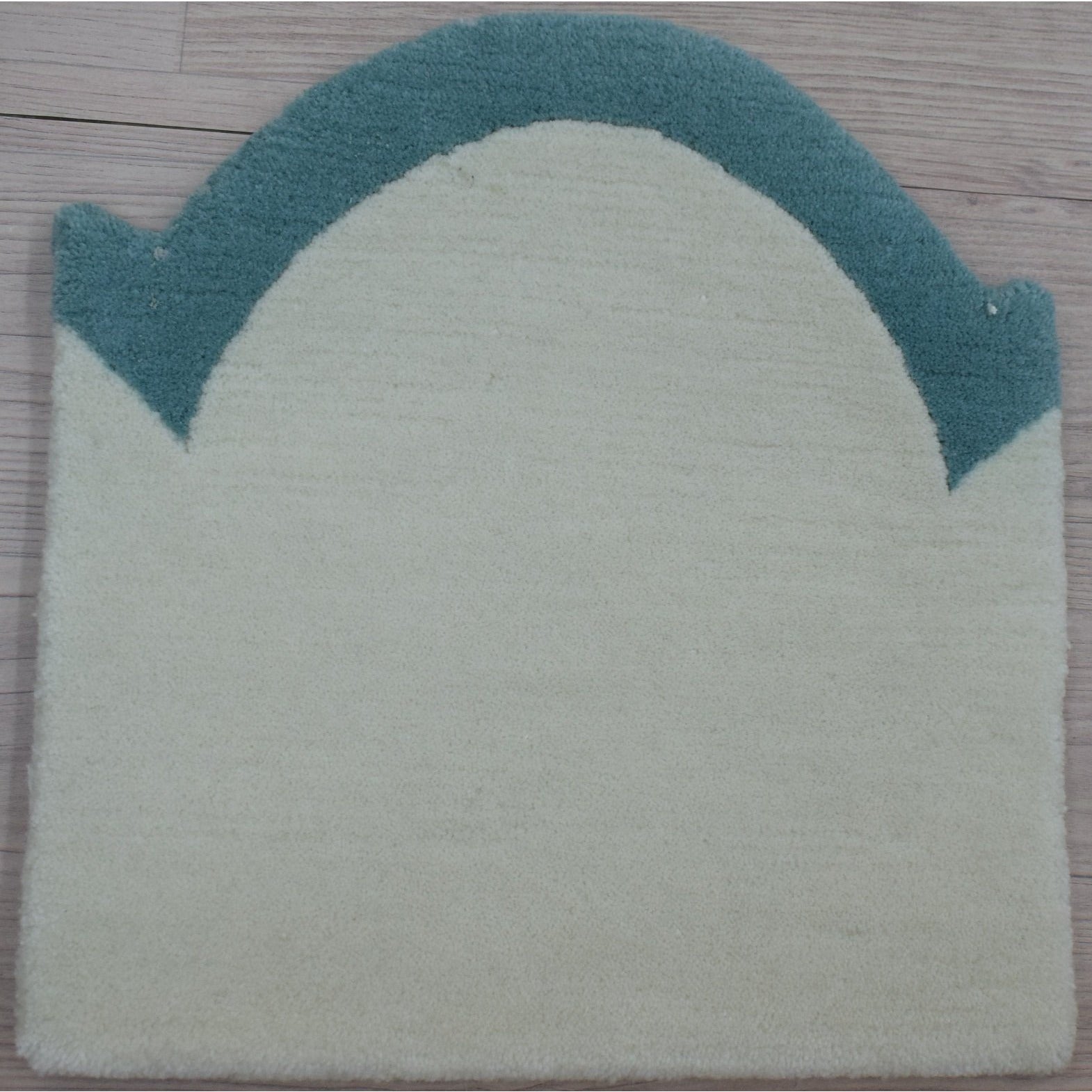 Scalloped Edge Handknotted Wool Aqua SAMPLE samples Organic Weave Shop 12"x 12" SAMPLE Aqua