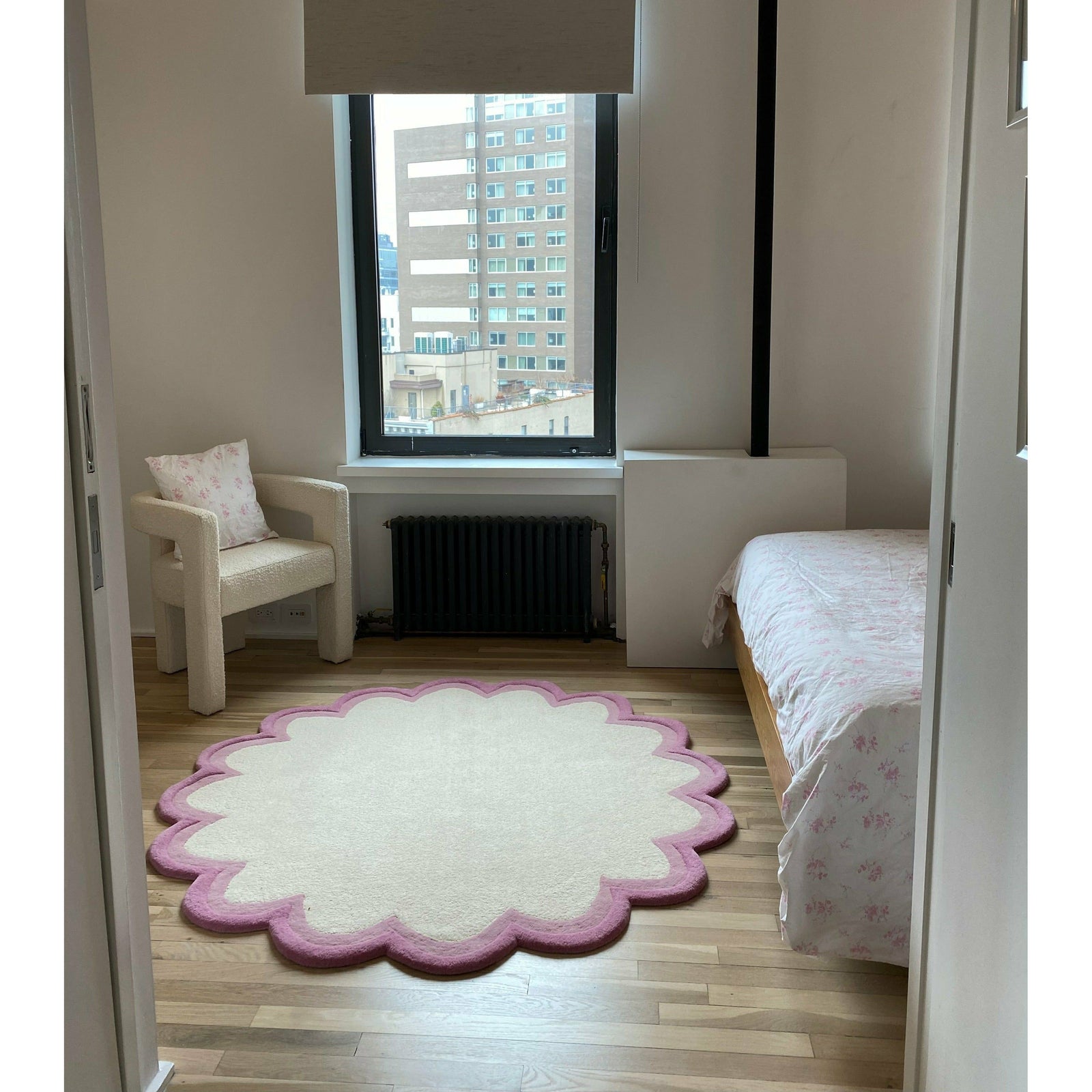 Double Sculpted Border Pink handtufted wool Organic Weave Shop